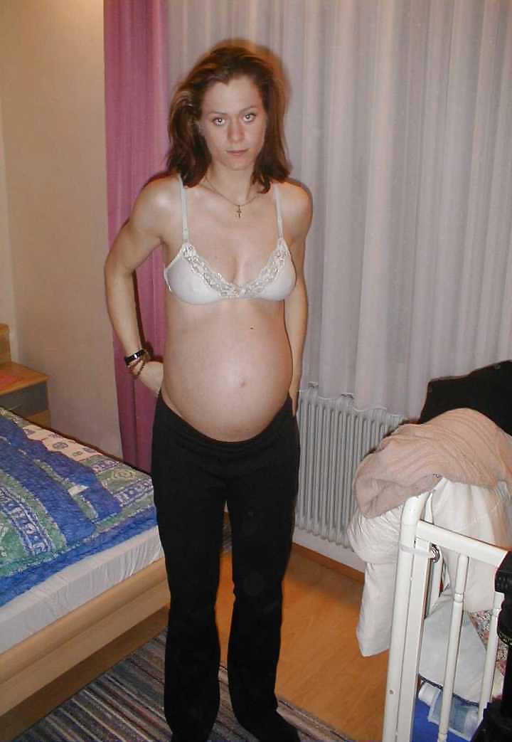 25P Amateur Pregnant girl