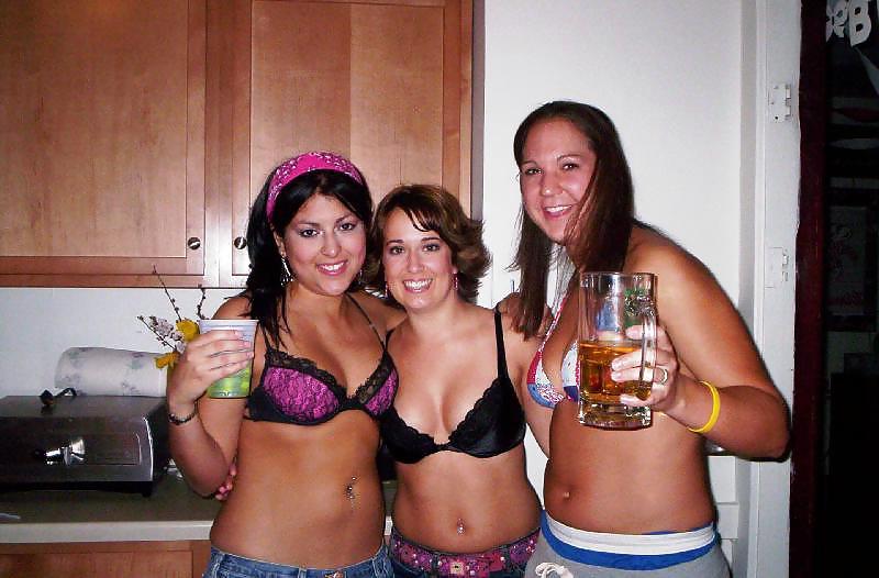 25P Bra Babes 73