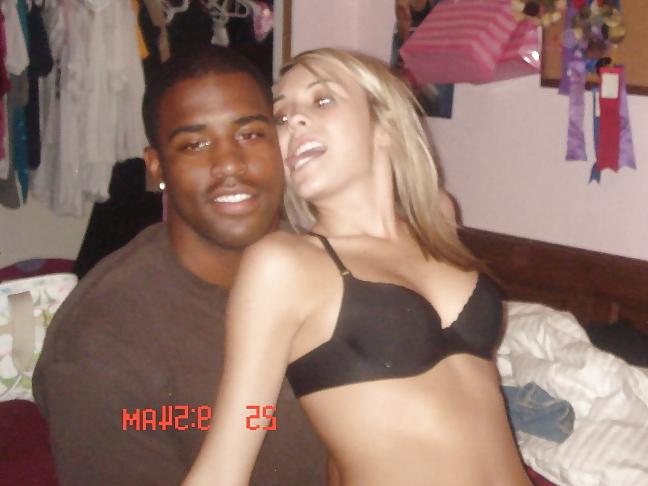 25P Bra Babes 143