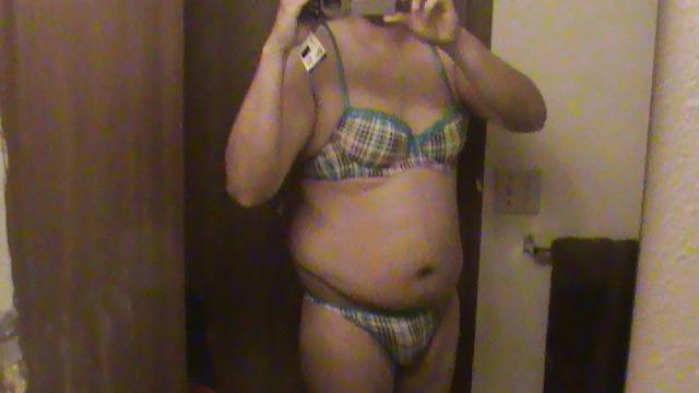 12P Bra and lace thong