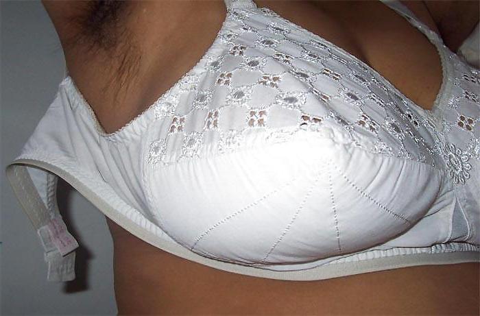 25P Indian Panties & Bra-- By Sanjh