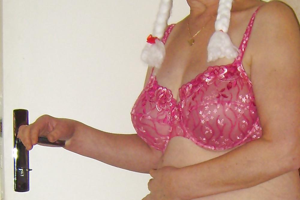 25P Her breasts in bra