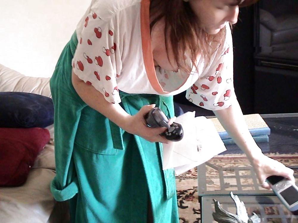 24P She forgot her bra 49.