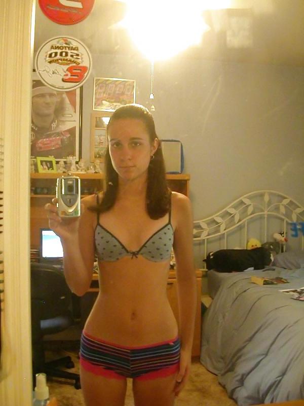 25P Bra Babes 142