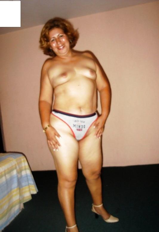 10P Plump sexy mexican mom panty