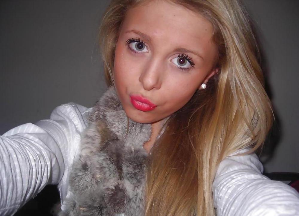 8P Made For Cum On Her Face