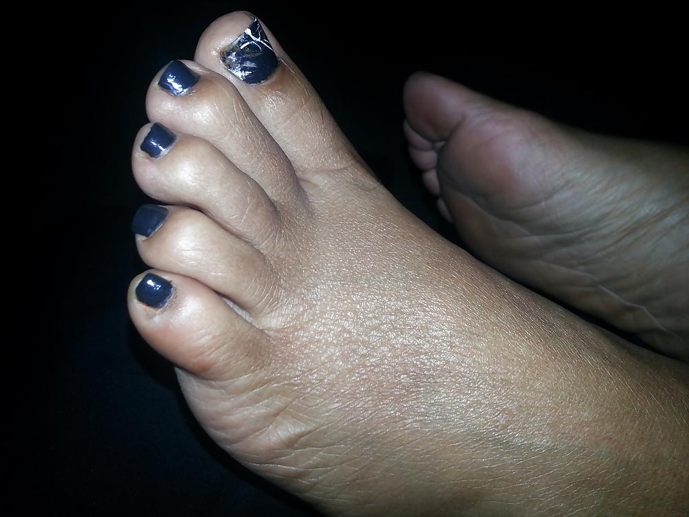 24P Pretty feet pretty toes
