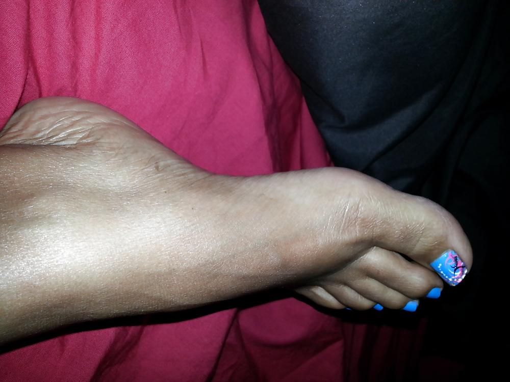 24P Pretty feet pretty toes