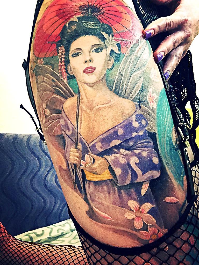 25P Russian punk and tattoed girlfriend - Dasha