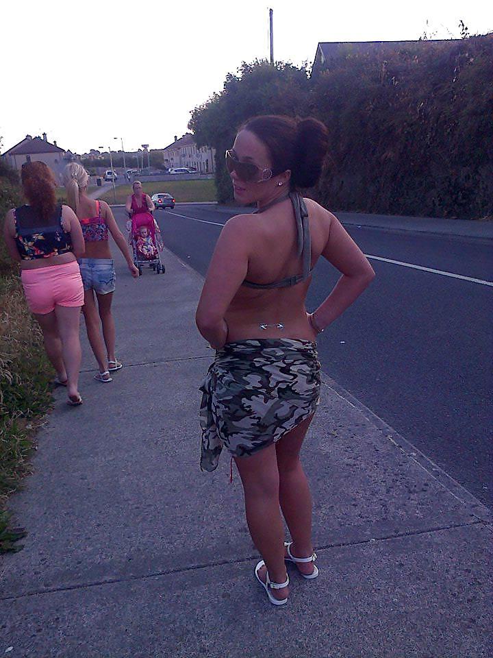 15P I Took Her Bra And Knickers Last Night And Wanked On Them