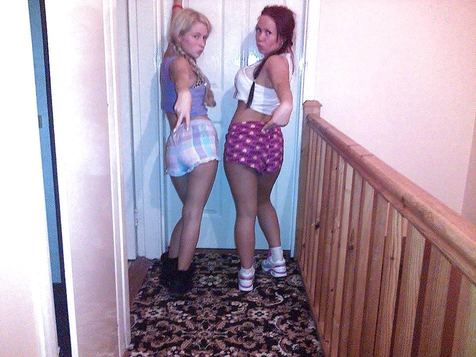 15P I Took Her Bra And Knickers Last Night And Wanked On Them