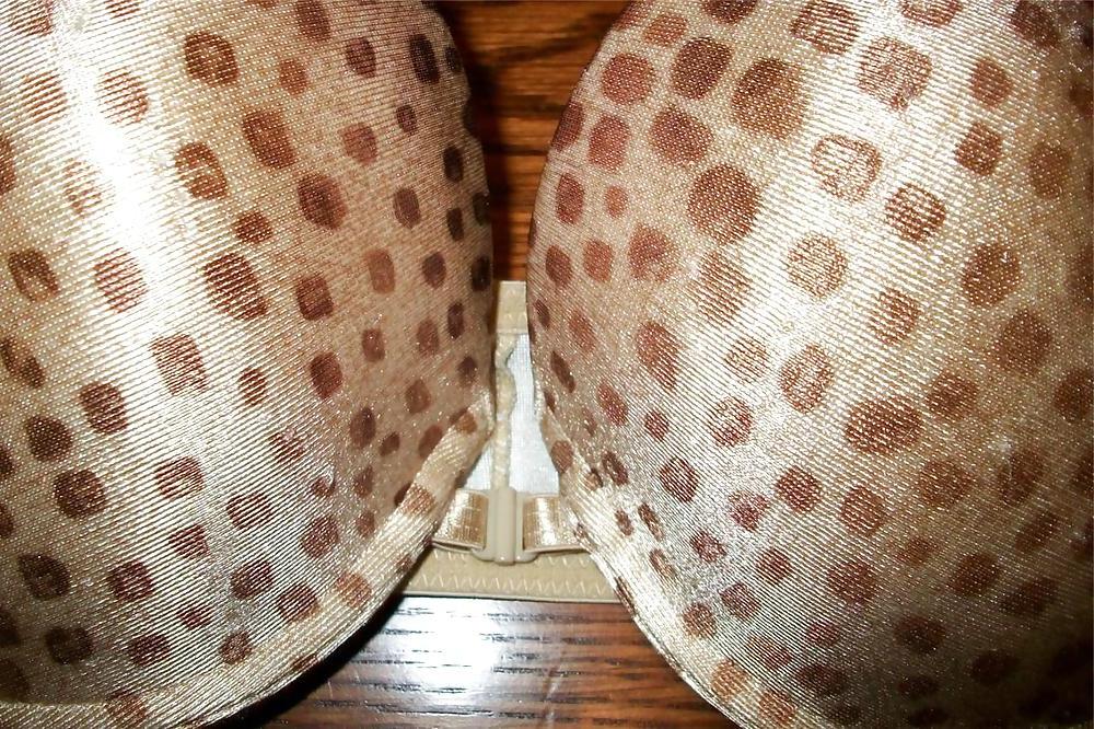 4P Next Door's New bra and panties