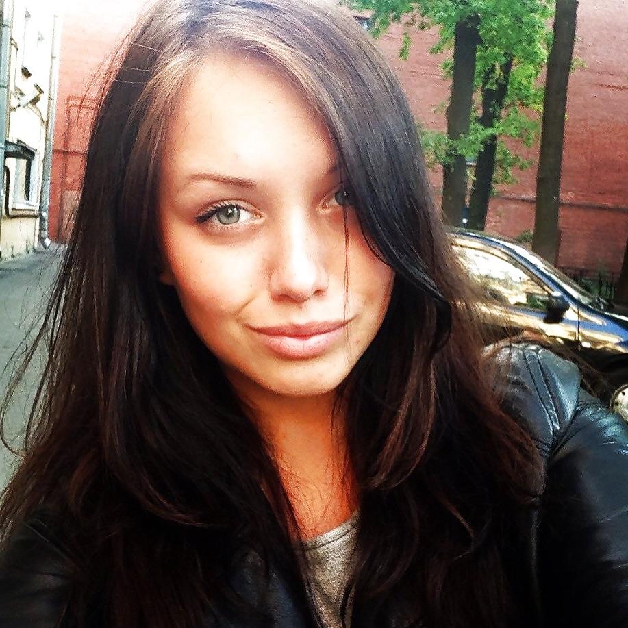25P Cum on my face))