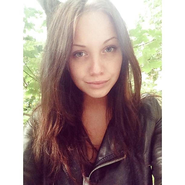 25P Cum on my face))