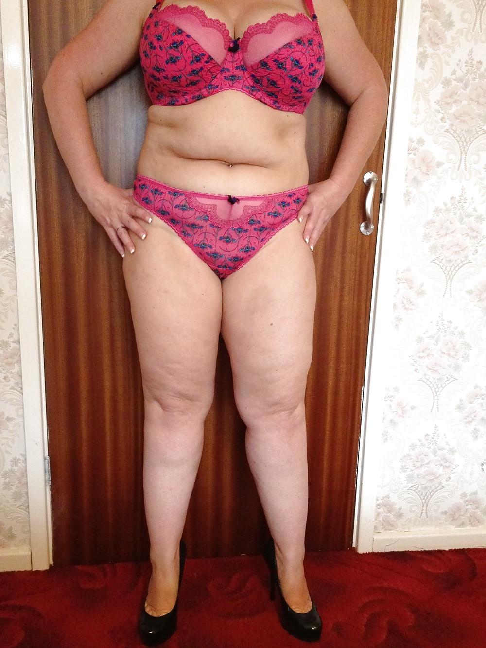 21P Woman their sell bra on the net 