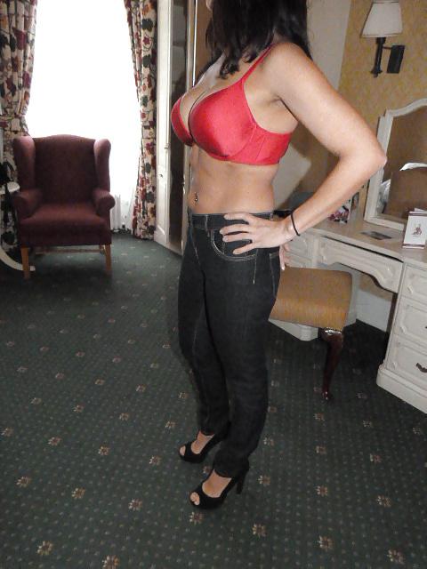 21P Woman their sell bra on the net 