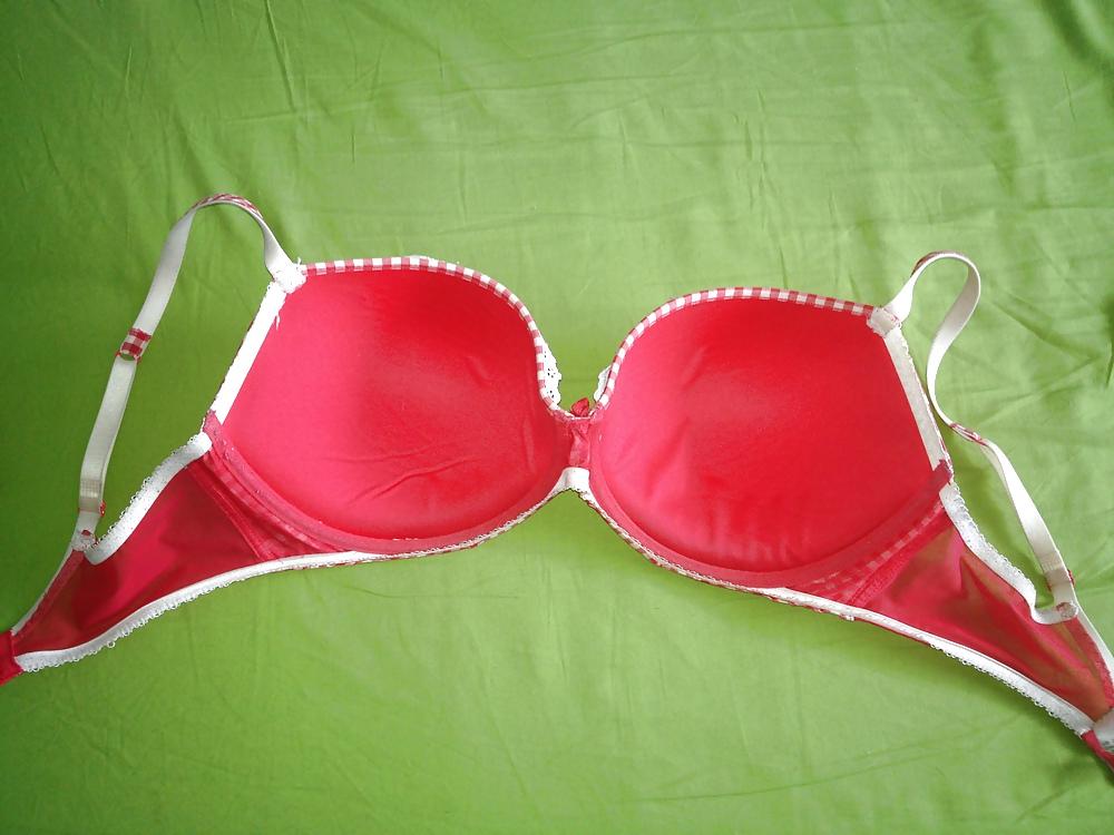 25P Fun with GF's bra and panties