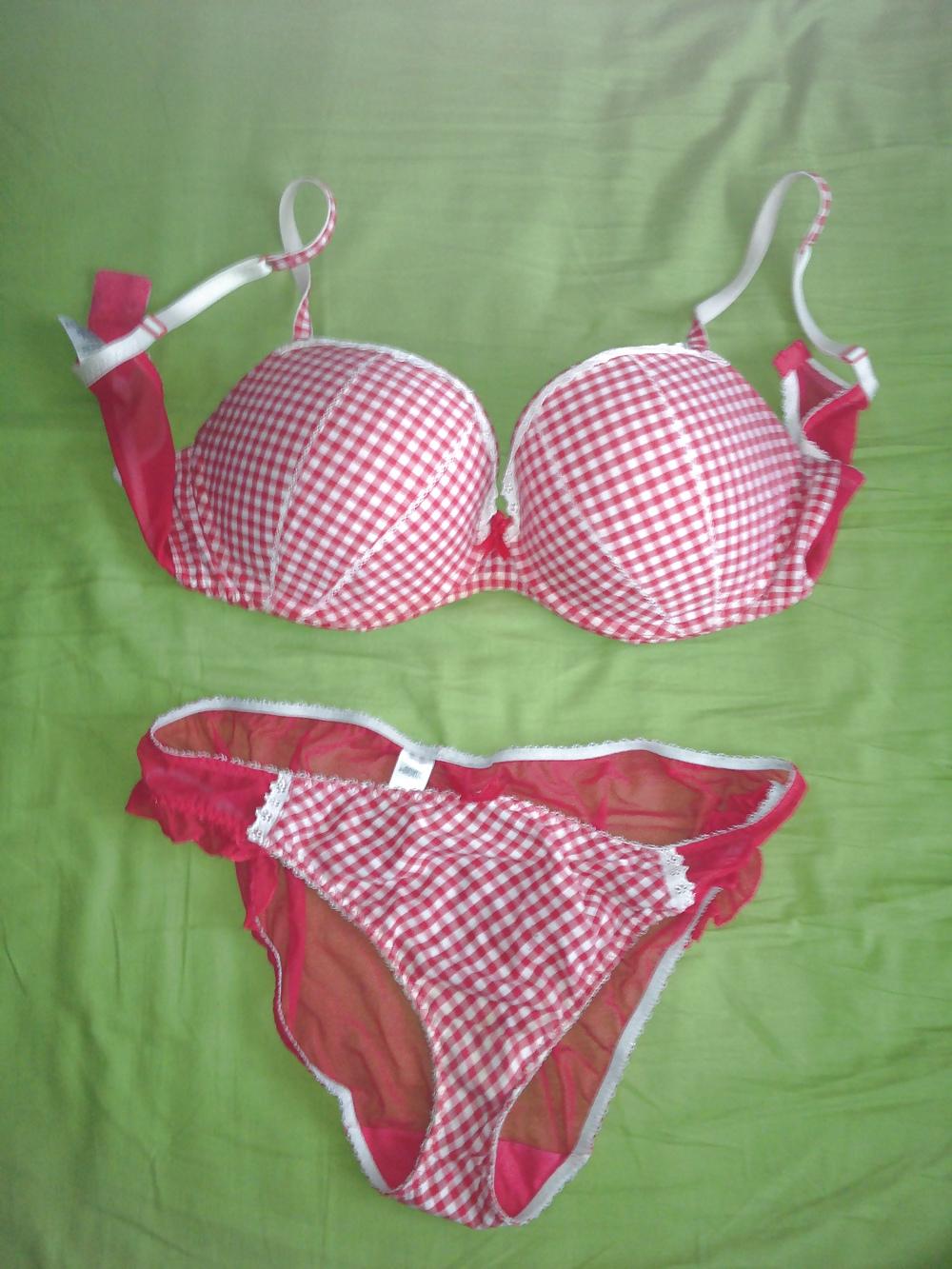 25P Fun with GF's bra and panties