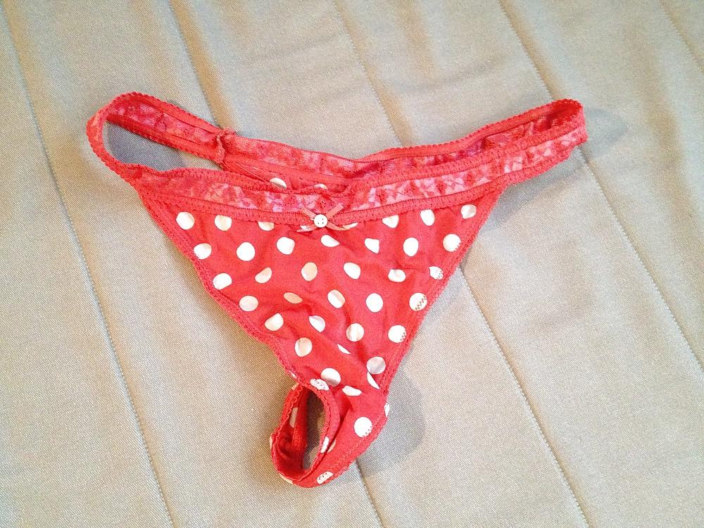 25P Fun with GF's bra and panties