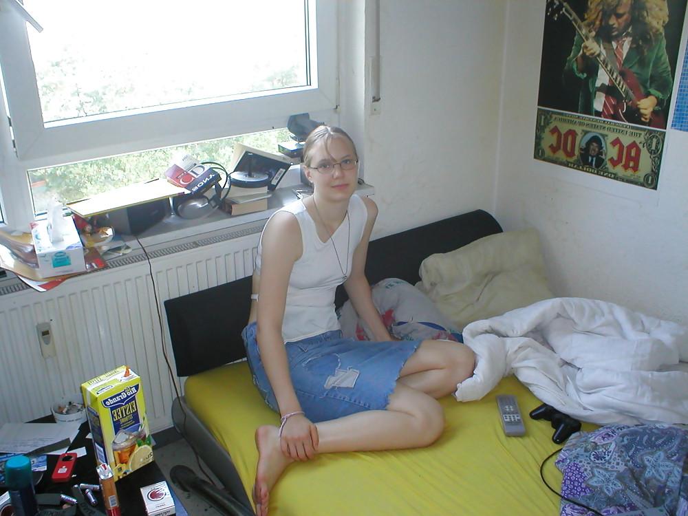 25P Pretty Amateur Katja
