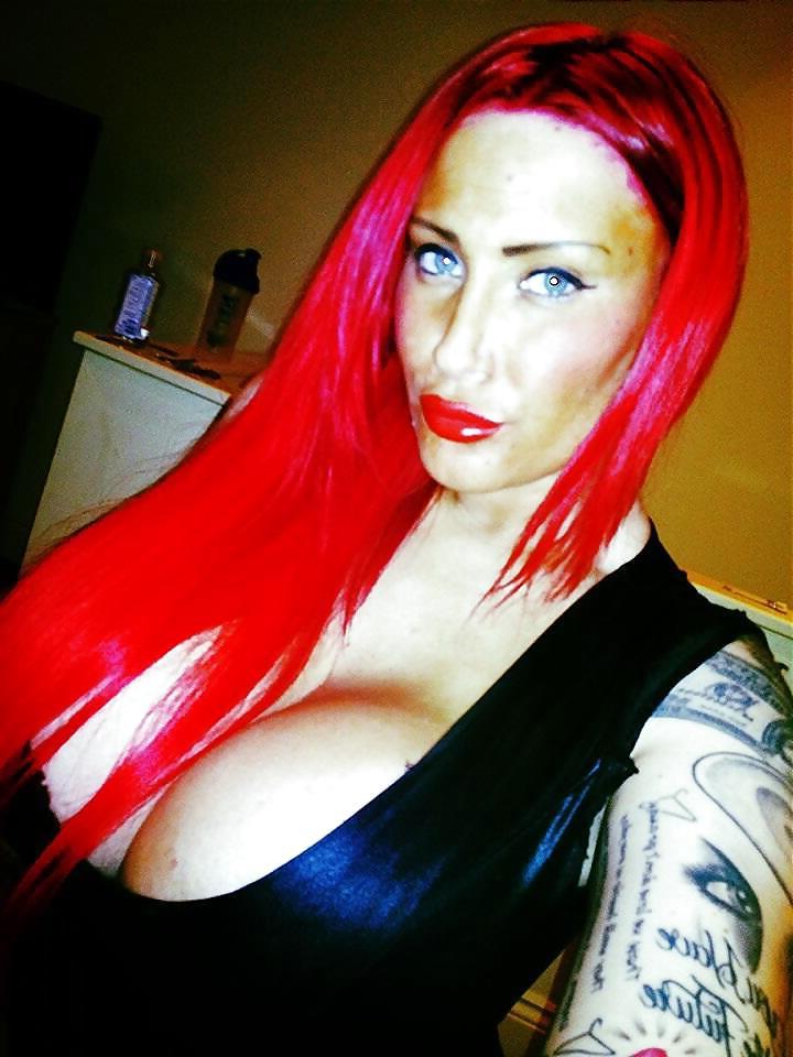 15P Brooke: UK Pornstar with Huge Fake Tits!