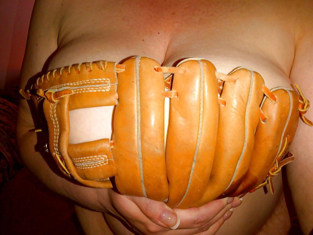 17P Baseballhandschuhe und Titten