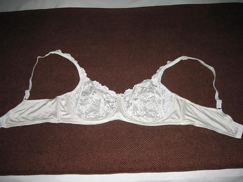 5P Husband sent me his wife's bra