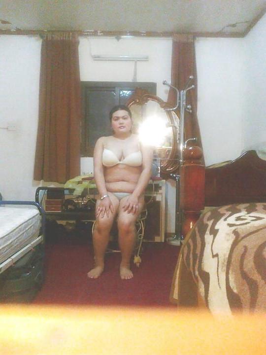 21P Arlene Gumelay with bra and panty