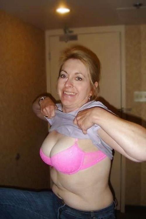25P Show Us Your Bra 2