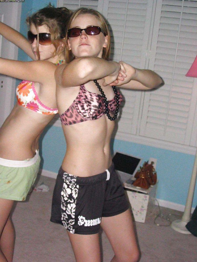 25P Bra Babes 95