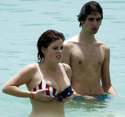 6P Princess Eugenie (UK) in bikini