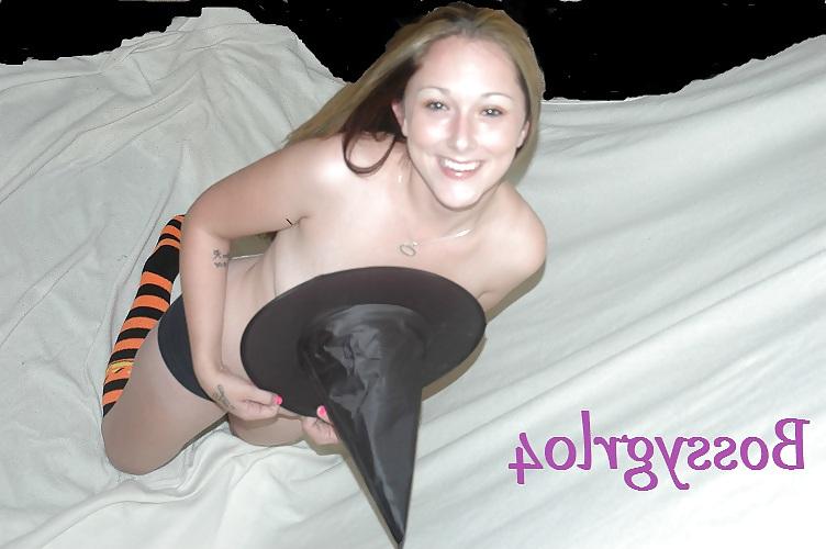 25P Sexy Thick Blonde Milf
