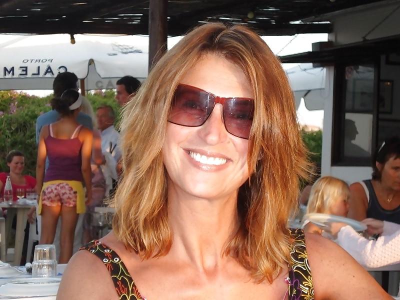 10P Milf on Vacation