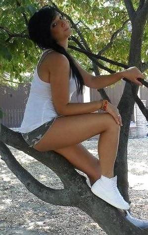 10P Shada - Pretty Chav Slut 