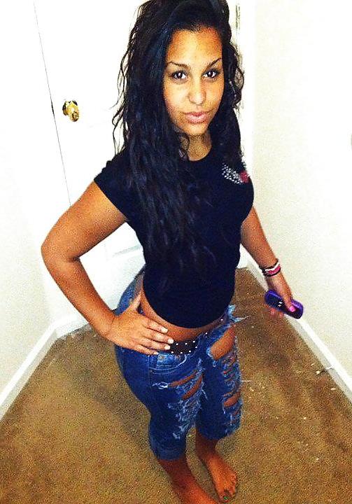 12P Mexican girl