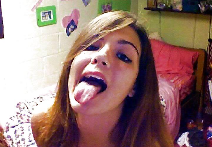 23P Please cum on my face...please...