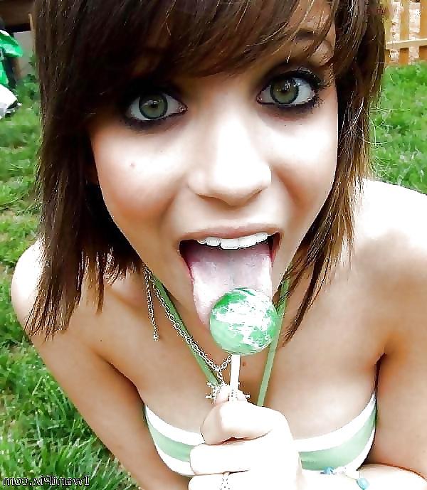 23P Please cum on my face...please...
