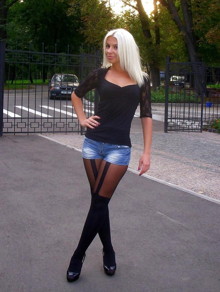 17P DRESSED TO TEASE 20 (LORDLONE)