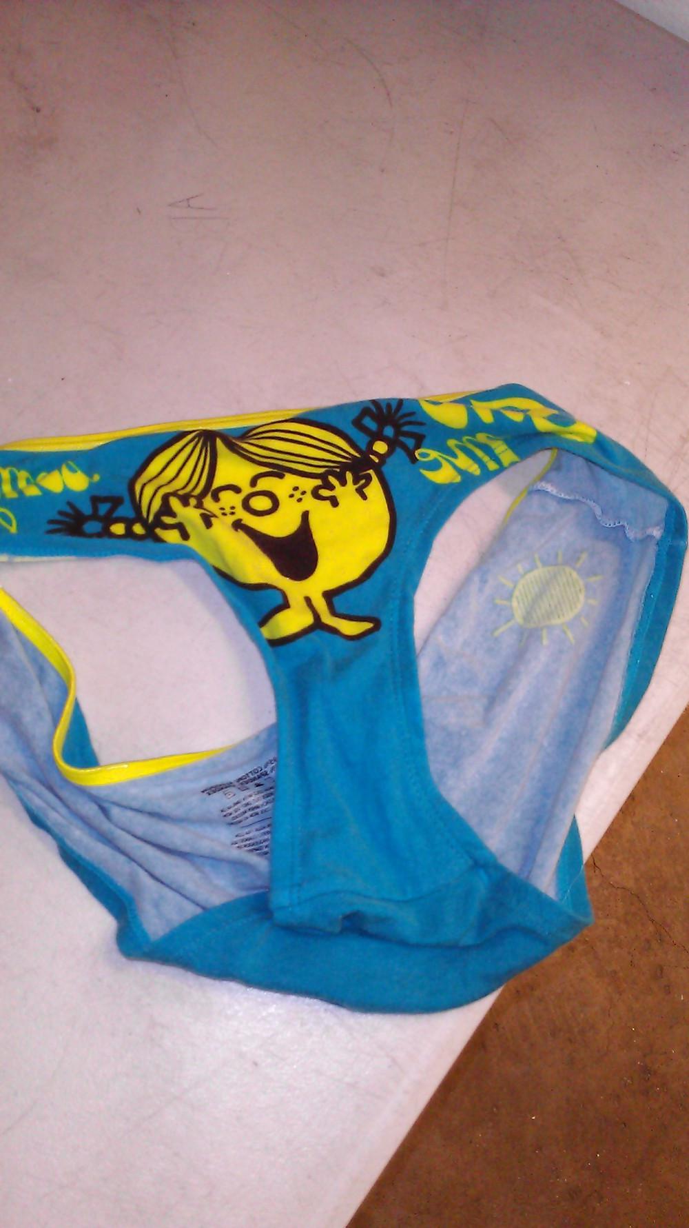 4P Cum on laundry panties 5