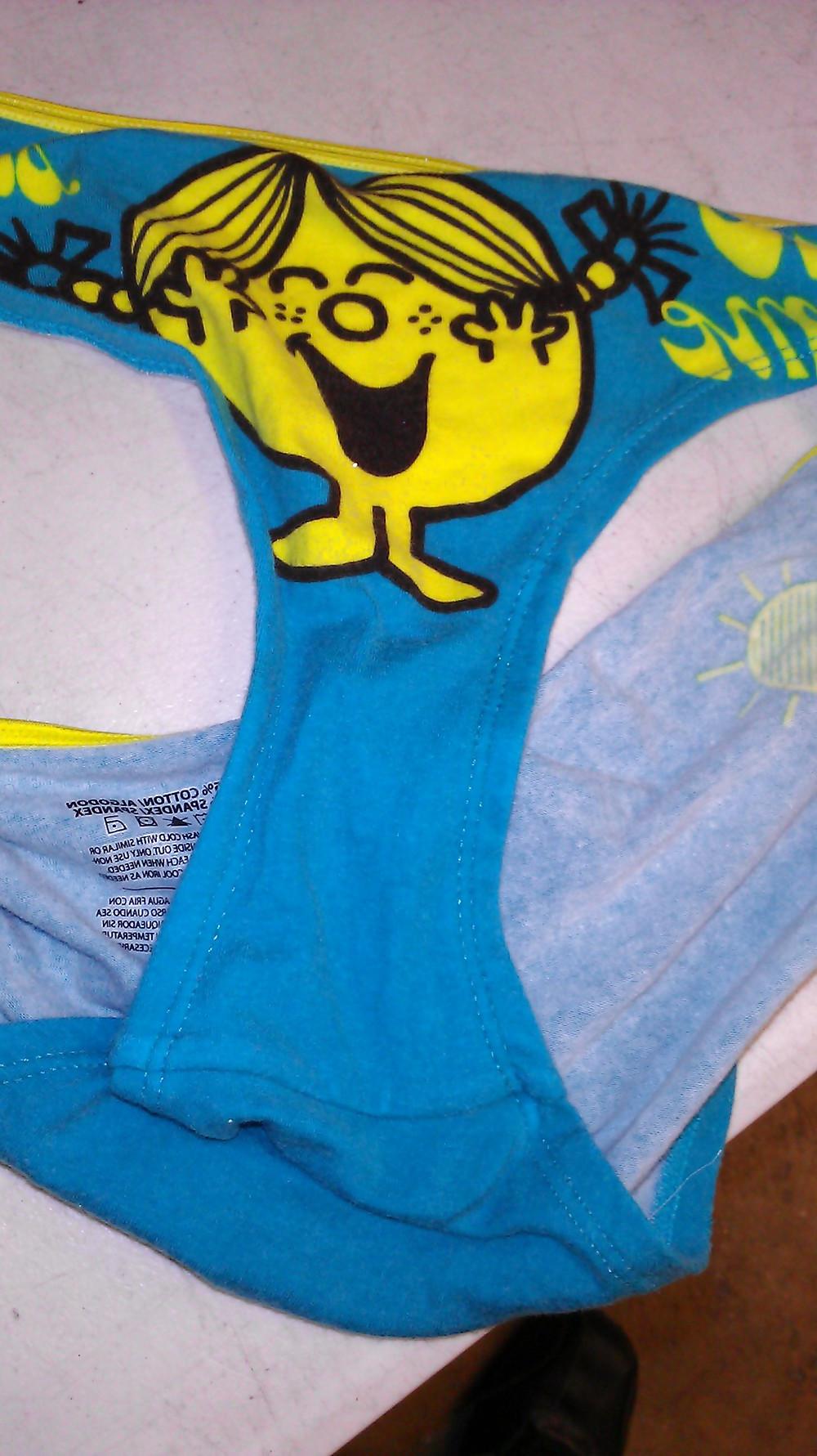 4P Cum on laundry panties 5