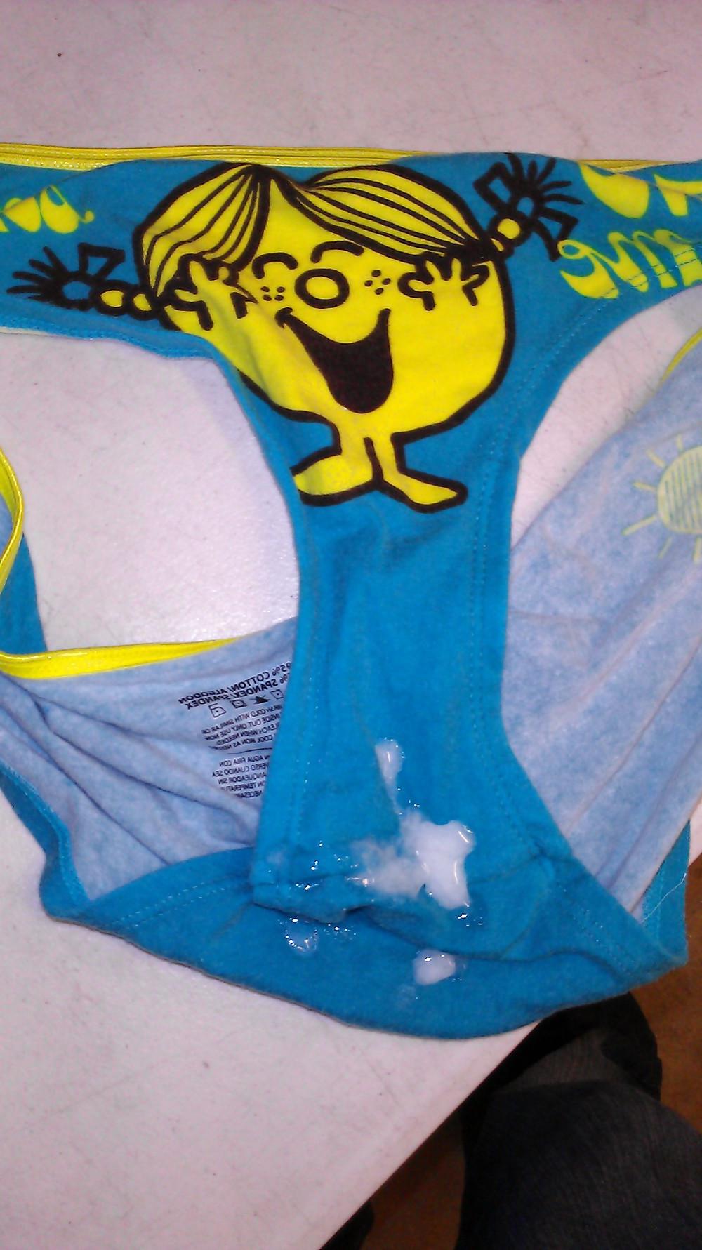 4P Cum on laundry panties 5