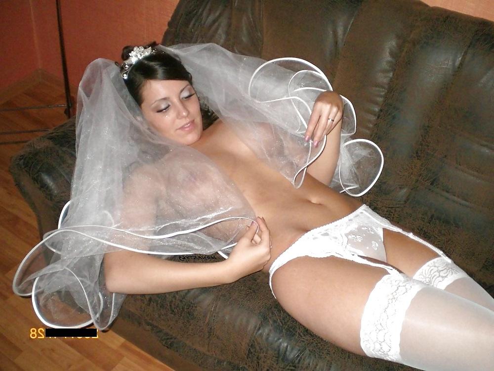 14P Hot Wife Getting Fucked Hard On Her Wedding Night