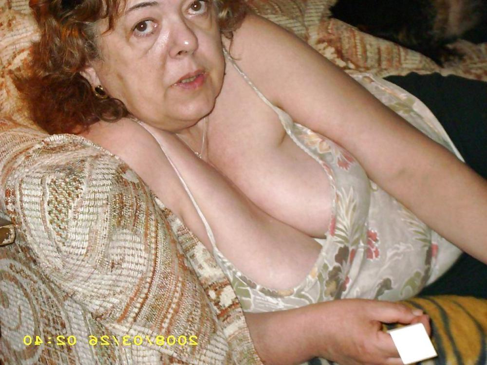 25P Not so pretty amateurs but still sexy