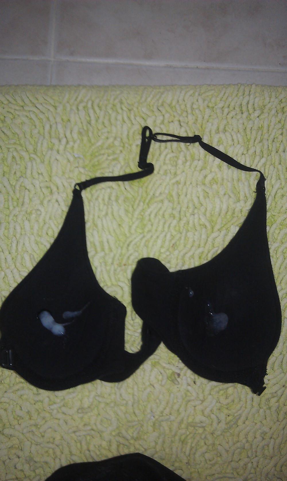 5P Cum in My Mom 34A Open Front Bra