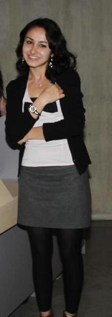 6P Would You Cum On Her Face?