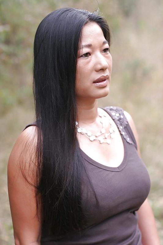 14P Thai wife exposed part 1