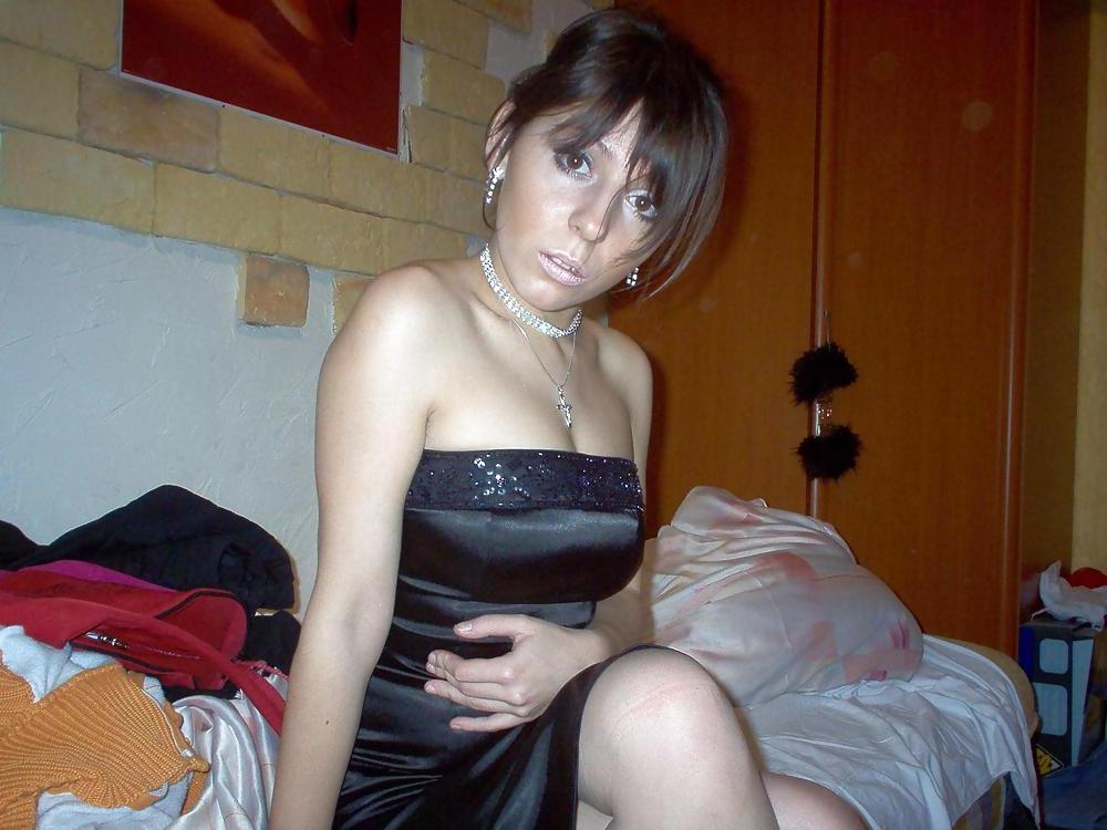 21P Naked brunette in bath