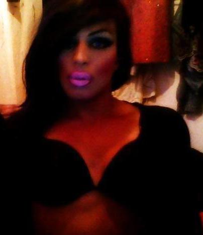 9P Paki tranny