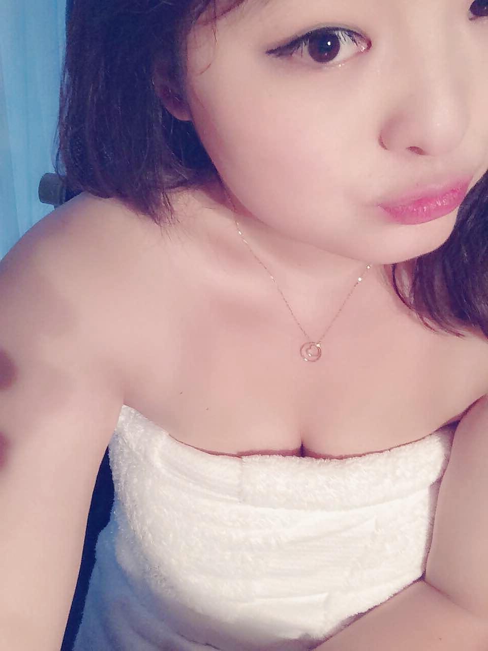 9P Chinese friend after bath