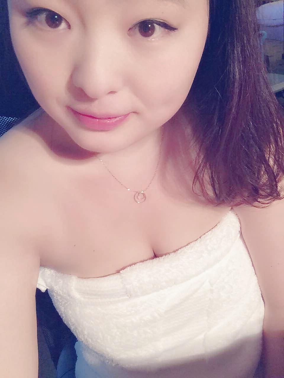 9P Chinese friend after bath